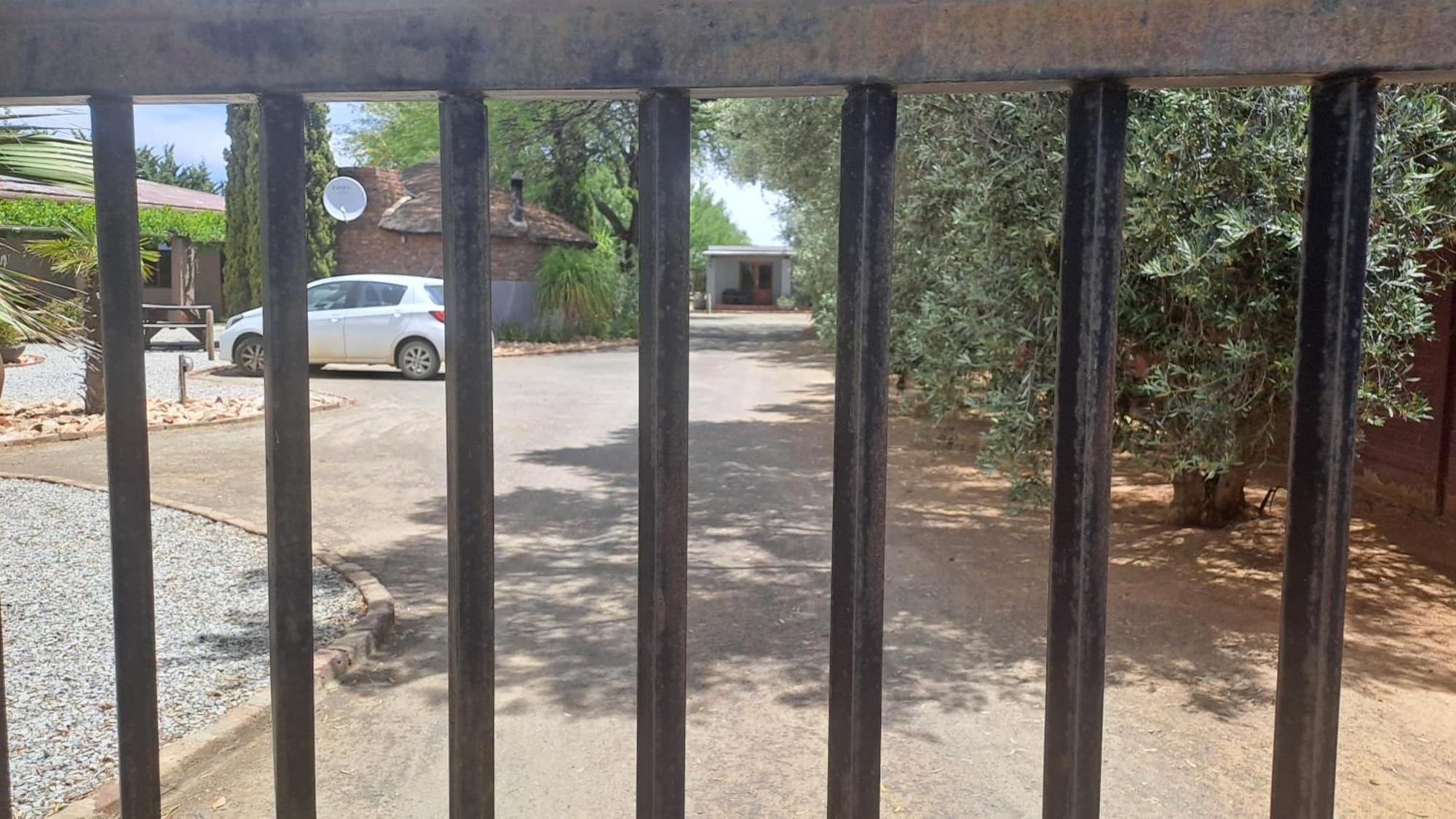 Calvinia African Dawn B&B מראה חיצוני תמונה