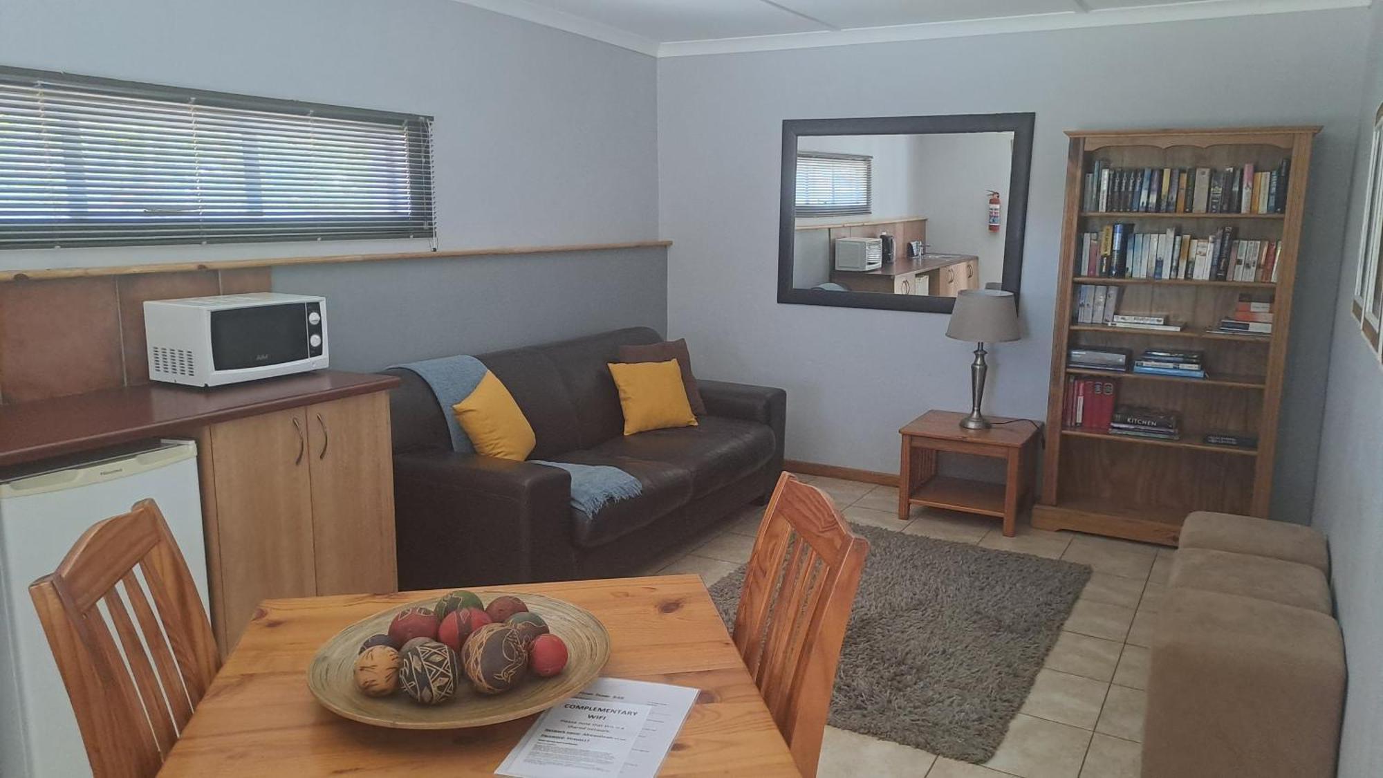 Calvinia African Dawn B&B מראה חיצוני תמונה